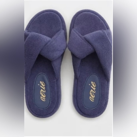 aerie Shoes - AERIE NWOT Women's blue Crisscross Slide Slippers 6